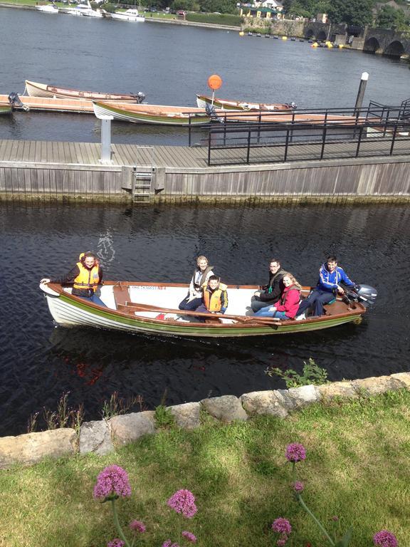 Shannon Breeze B&B Killaloe Ngoại thất bức ảnh